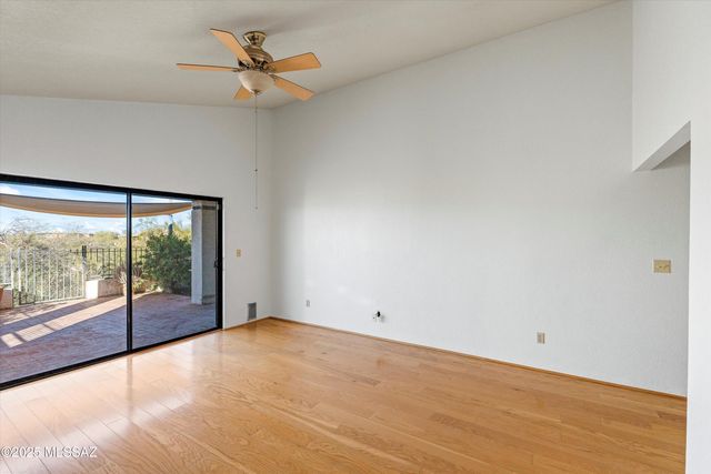 5217 N 1st Avenue, Tucson, AZ 85718