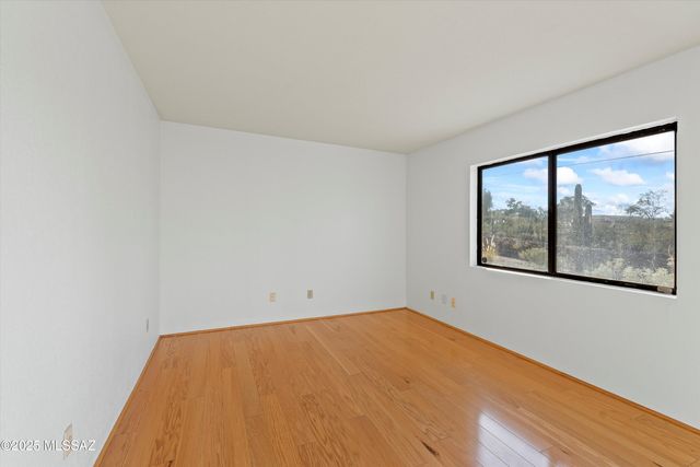 5217 N 1st Avenue, Tucson, AZ 85718