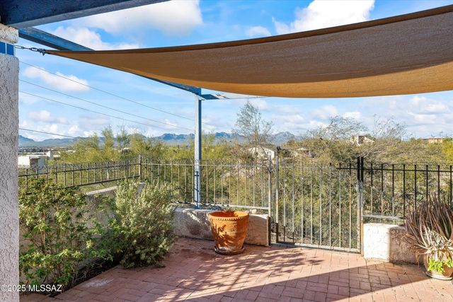 5217 N 1st Avenue, Tucson, AZ 85718