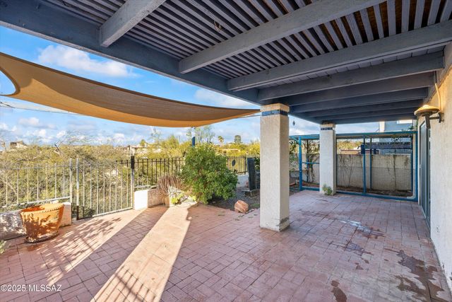 5217 N 1st Avenue, Tucson, AZ 85718