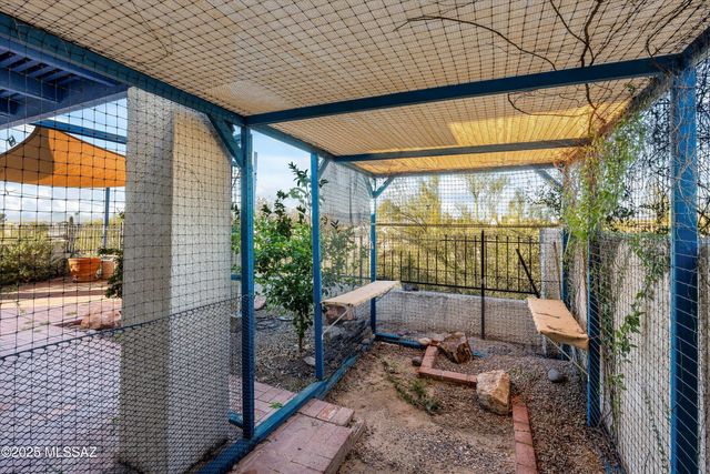 5217 N 1st Avenue, Tucson, AZ 85718