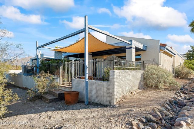 5217 N 1st Avenue, Tucson, AZ 85718