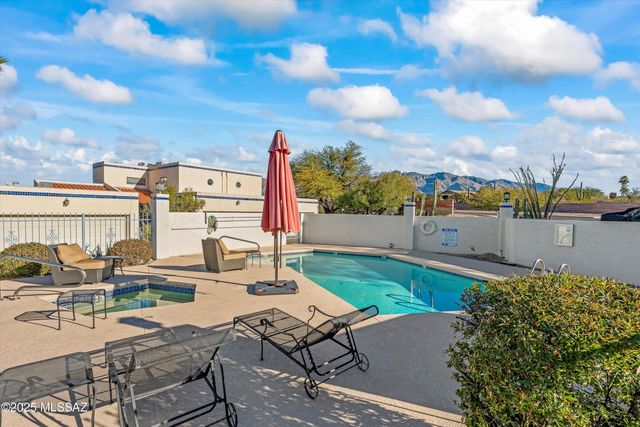 5217 N 1st Avenue, Tucson, AZ 85718