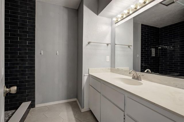 3815 Belhaven Circle 3817, Norman, OK 73072