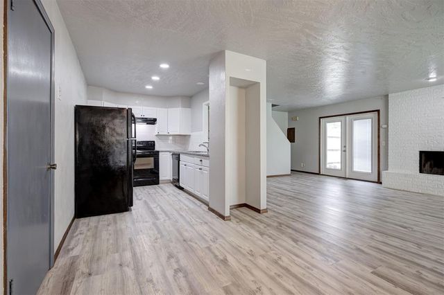 3815 Belhaven Circle 3817, Norman, OK 73072