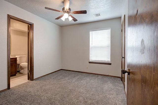 3815 Belhaven Circle 3817, Norman, OK 73072
