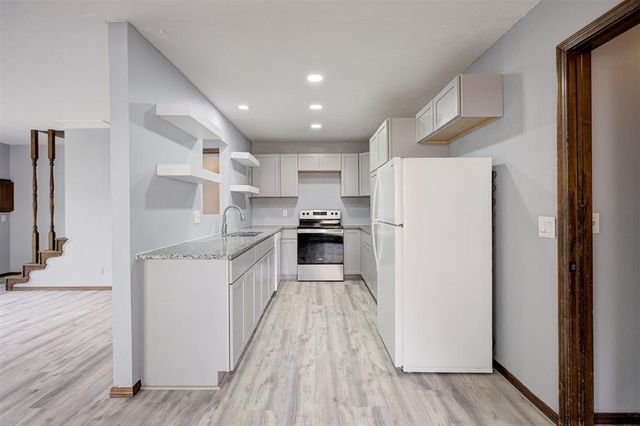3815 Belhaven Circle 3817, Norman, OK 73072