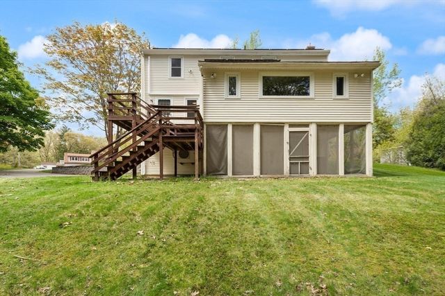 8 Matthew Lane, Chelmsford, MA 01824