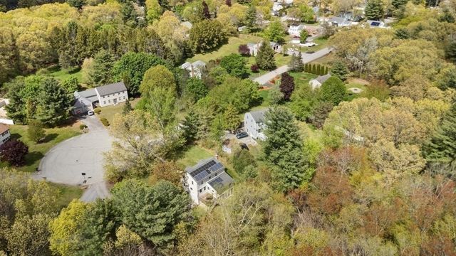 8 Matthew Lane, Chelmsford, MA 01824