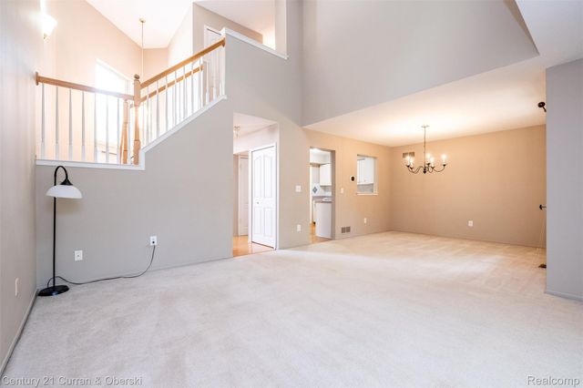 6565 Quail Run Circle, Westland, MI 48185