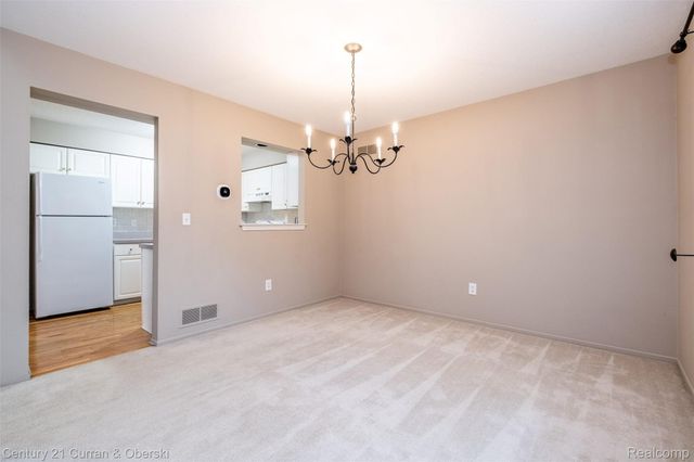 6565 Quail Run Circle, Westland, MI 48185