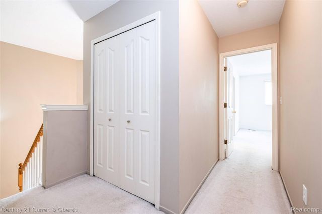 6565 Quail Run Circle, Westland, MI 48185