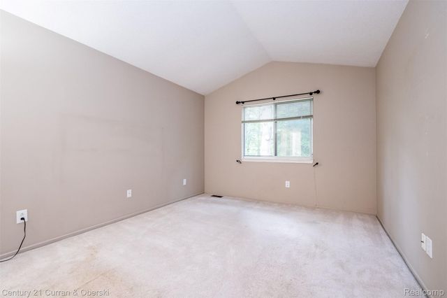 6565 Quail Run Circle, Westland, MI 48185