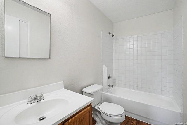 8043 CANTURA MLS, Converse, TX 78109