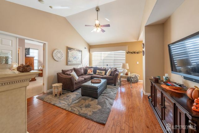 416 Melrose Way, Monroe, NJ 08831