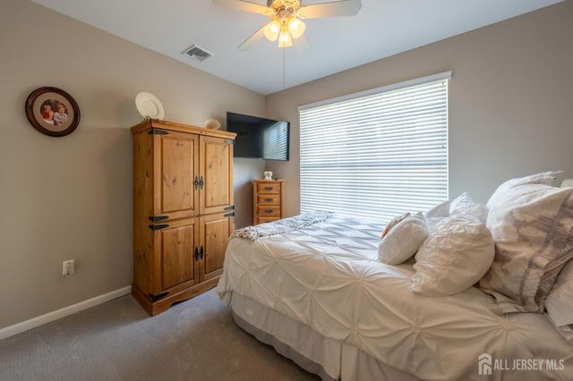 416 Melrose Way, Monroe, NJ 08831