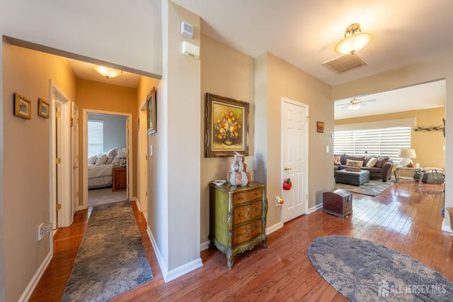 416 Melrose Way, Monroe, NJ 08831