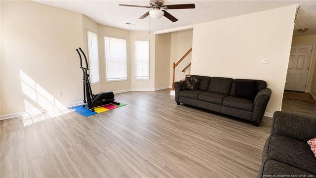 118 Woodbine Drive, Raeford, NC 28376