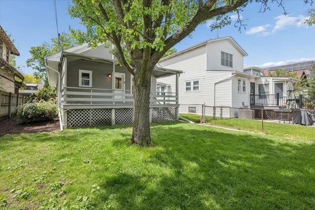 904 HAYES Avenue, Oak Park, IL 60302