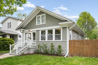 904 HAYES Avenue, Oak Park, IL 60302