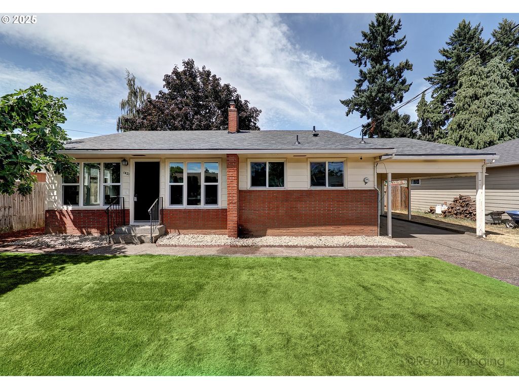 1421 Ne 9TH St, Mc Minnville, OR 97128