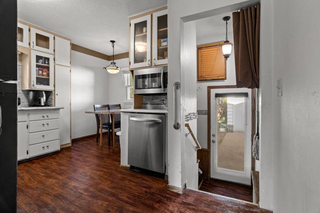 405 14th Street N, Moorhead, MN 56560