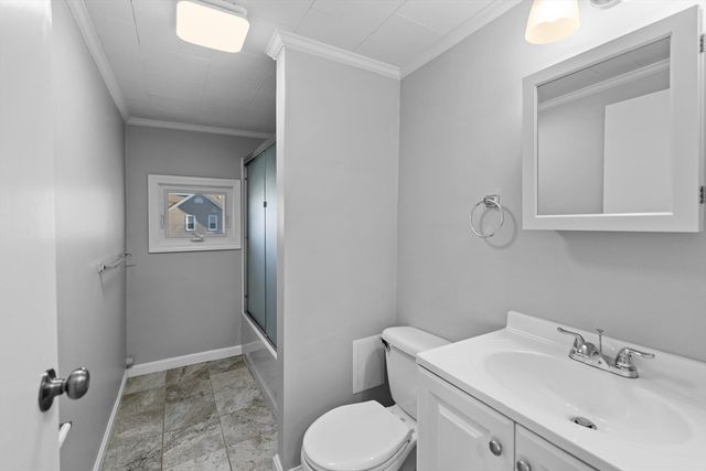 36 Mcclure Place, Fall River, MA 02720