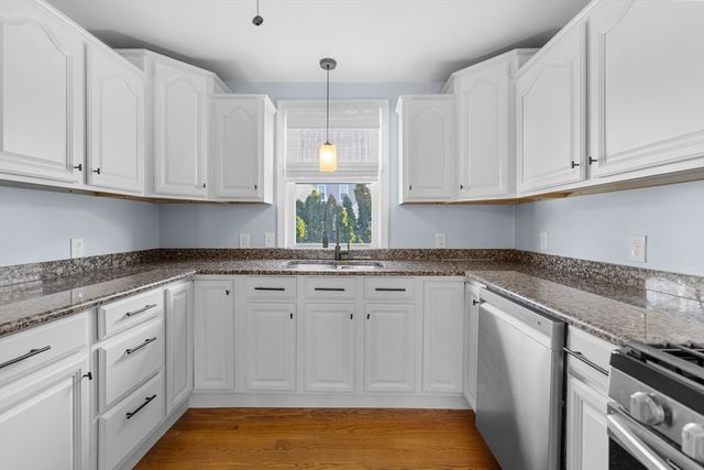 36 Mcclure Place, Fall River, MA 02720
