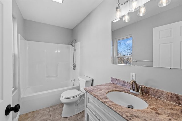 36 Mcclure Place, Fall River, MA 02720
