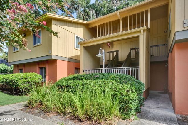 1800 PARK Avenue 232, Orange Park, FL 32073