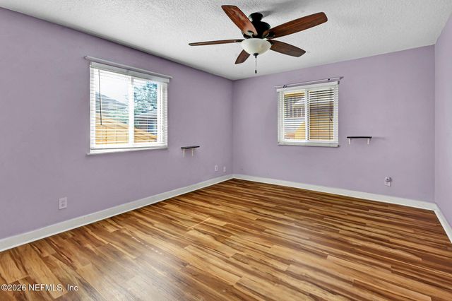 1800 PARK Avenue 232, Orange Park, FL 32073
