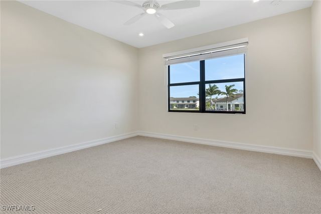 7540 Carnegie WAY, Naples, FL 34119