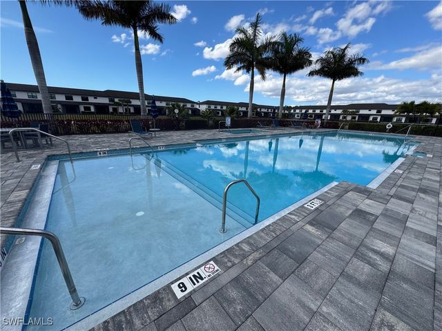 7540 Carnegie WAY, Naples, FL 34119