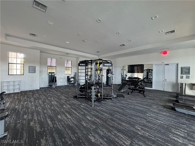 7540 Carnegie WAY, Naples, FL 34119