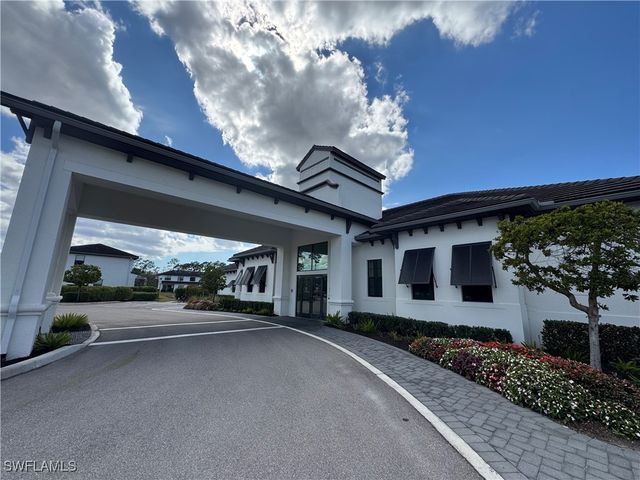 7540 Carnegie WAY, Naples, FL 34119