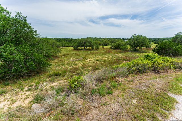 107 Thomas Frost, Blanco, TX 78606
