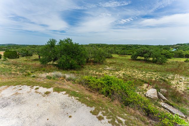 107 Thomas Frost, Blanco, TX 78606
