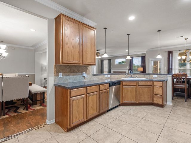 5922 Rosemary Circle, Baytown, TX 77521