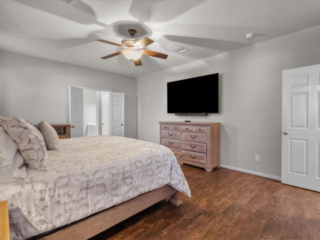5922 Rosemary Circle, Baytown, TX 77521