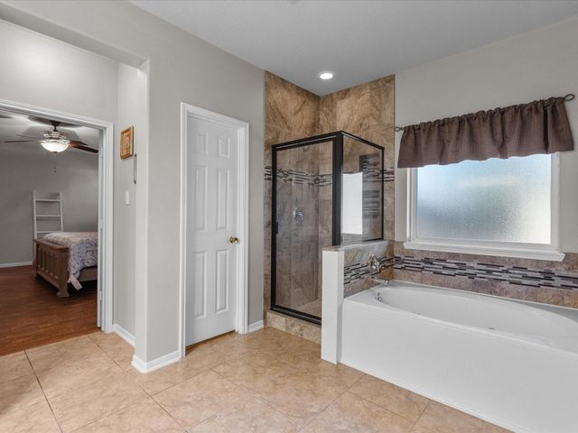 5922 Rosemary Circle, Baytown, TX 77521