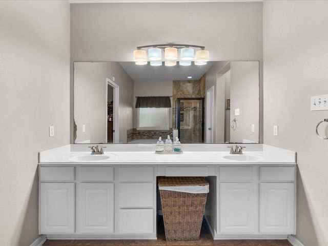 5922 Rosemary Circle, Baytown, TX 77521
