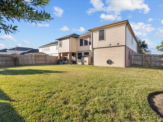 5922 Rosemary Circle, Baytown, TX 77521