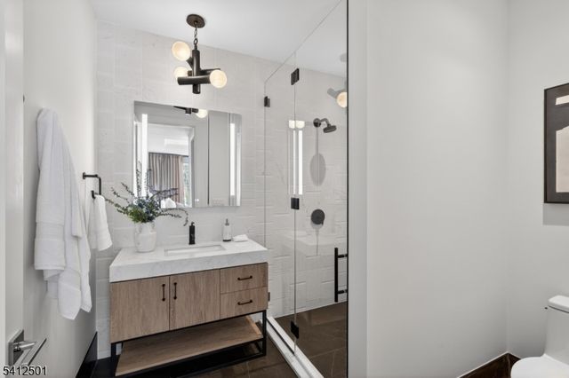 16 Paris Ave 3, Rockleigh Boro, NJ 07647