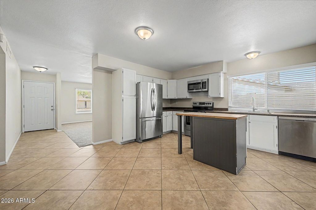 2235 W EL MORO Avenue, Mesa, AZ 85202 — photo 4