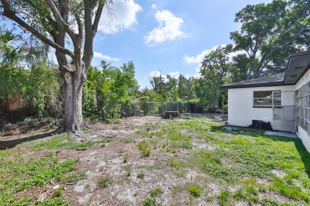 614 HUNTINGTON STREET, Brandon, FL 33511