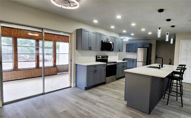 614 HUNTINGTON STREET, Brandon, FL 33511