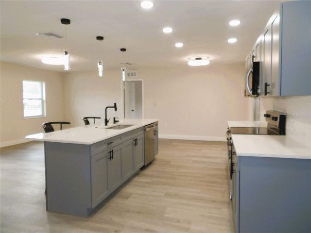 614 HUNTINGTON STREET, Brandon, FL 33511