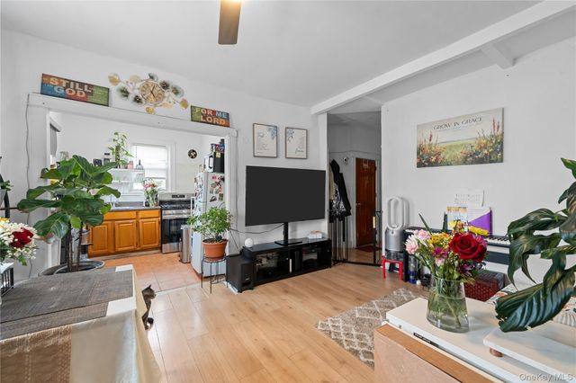 8745 114th Street, Richmond Hill, NY 11418