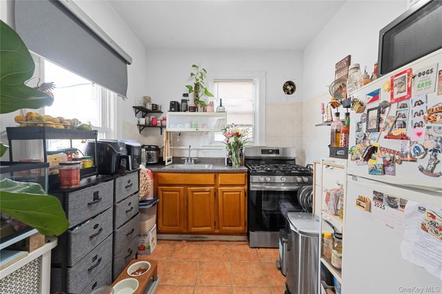 8745 114th Street, Richmond Hill, NY 11418
