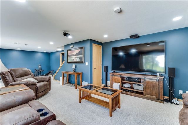 400 E La Mesa, Derby, KS 67037